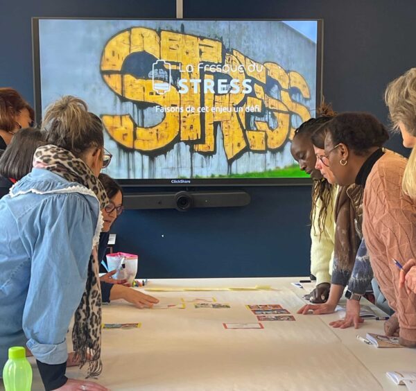 La fresque du stress : une action de prévention et QVCT déployée au Conseil départemental du Val d'Oise